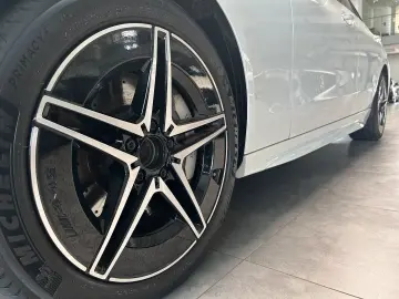 C 300 e AMG PREMIUM DISTRONIC-BURMESTER-NIGHT