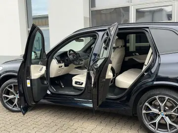 X5 xDr 45e M SPORT*PANO*HARMAN*LASER*KEY*HUD*21'