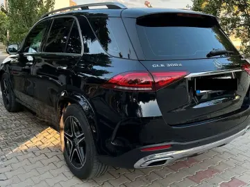 Mercedes Benz GLE 300d 4Matic|AMG Line|Bur...