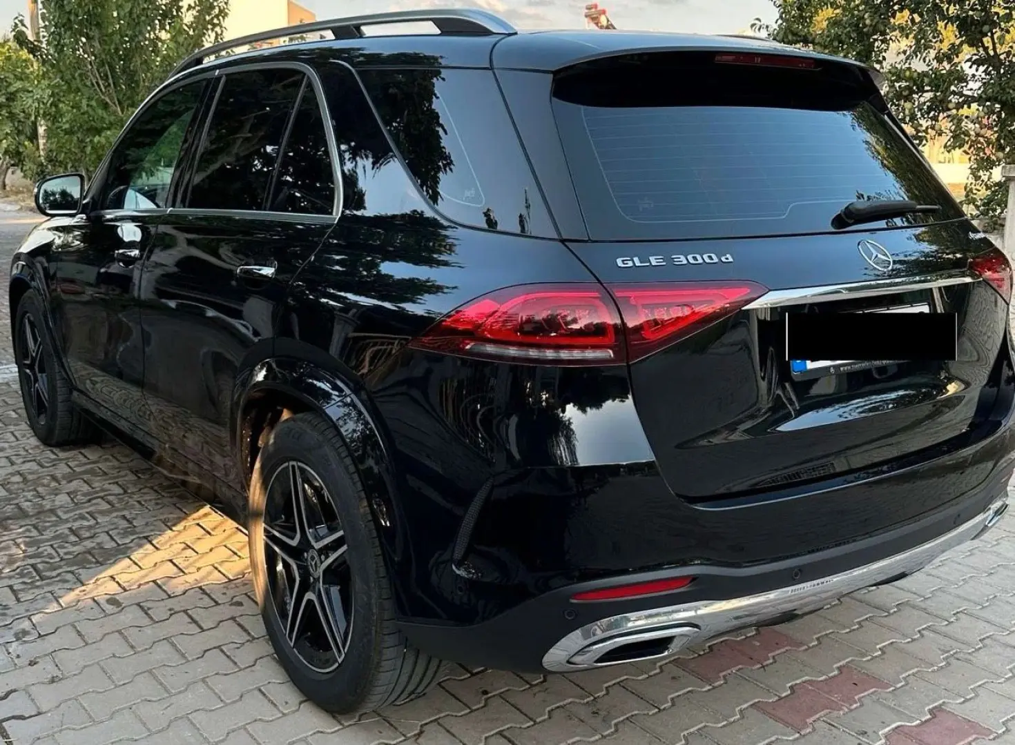Mercedes Benz GLE 300d 4Matic|AMG Line|Bur...