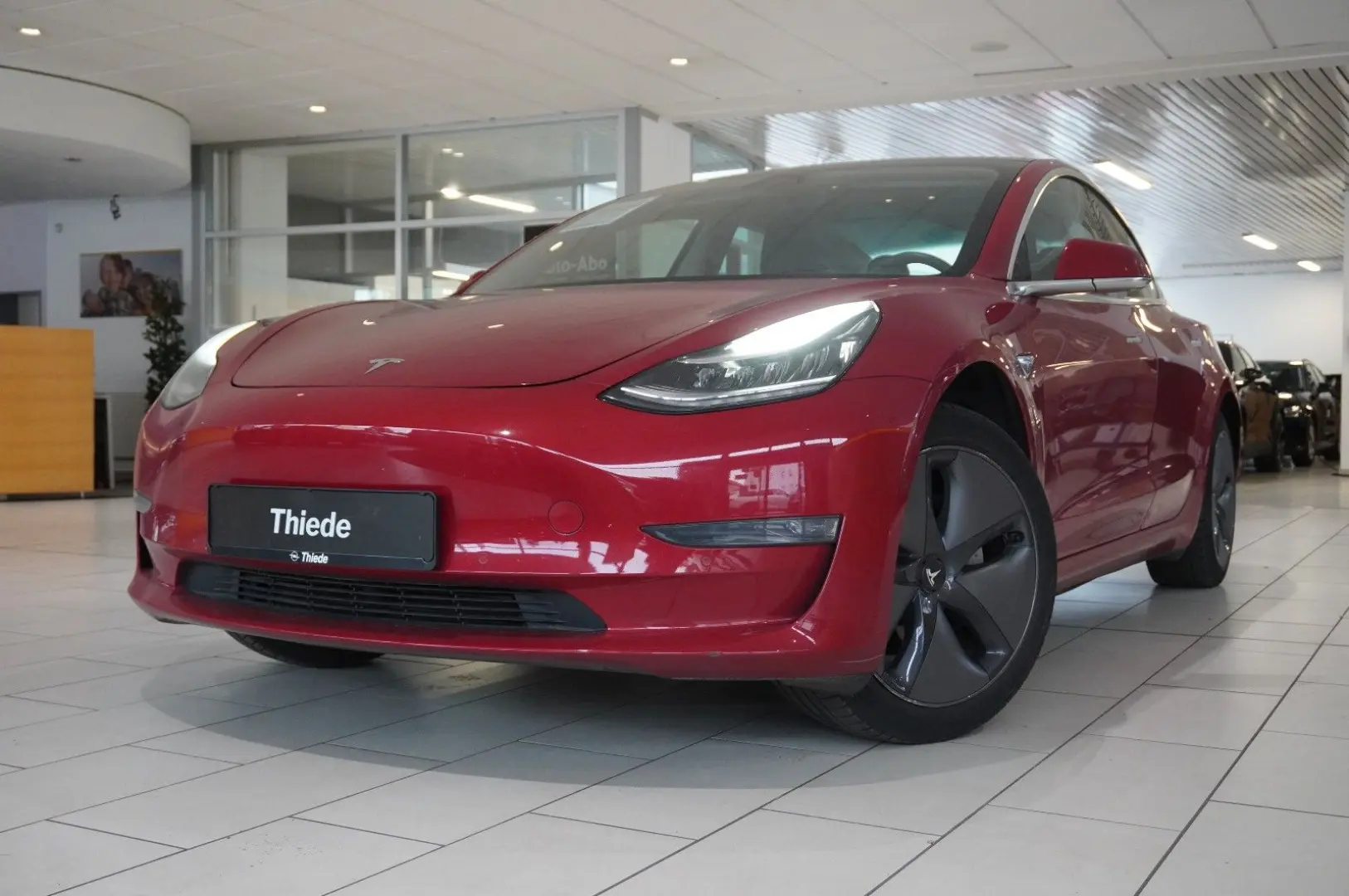 Model 3 Standard Range Plus NAVI/KAMERA/SH/PANO