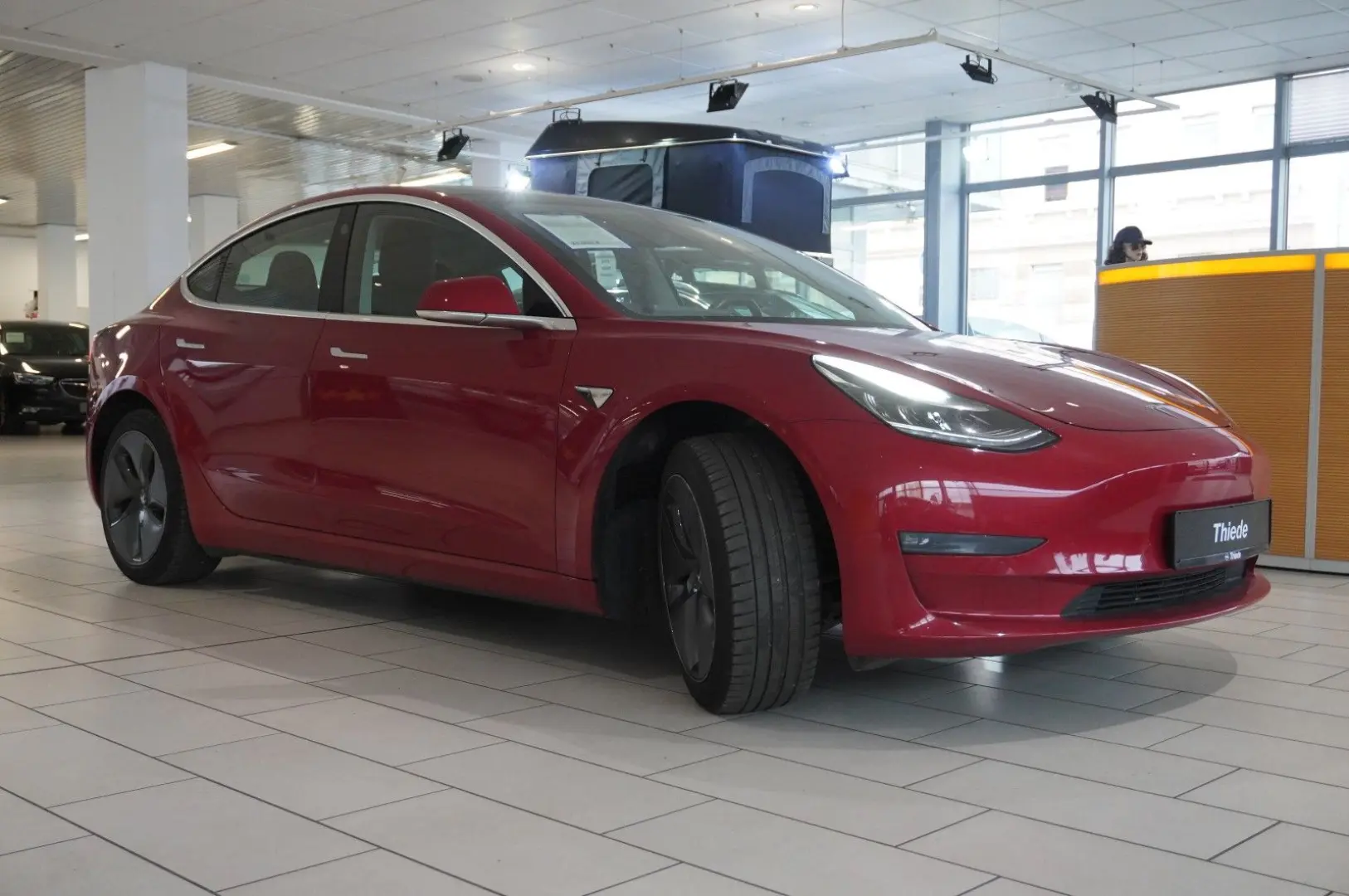 Model 3 Standard Range Plus NAVI/KAMERA/SH/PANO