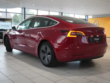 Model 3 Standard Range Plus NAVI/KAMERA/SH/PANO