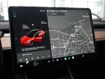 Model 3 Standard Range Plus NAVI/KAMERA/SH/PANO