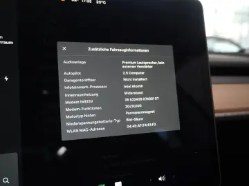 Model 3 Standard Range Plus NAVI/KAMERA/SH/PANO