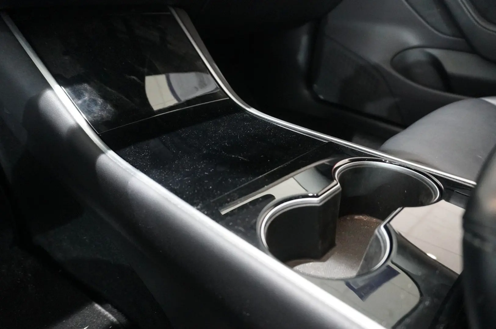 Model 3 Standard Range Plus NAVI/KAMERA/SH/PANO