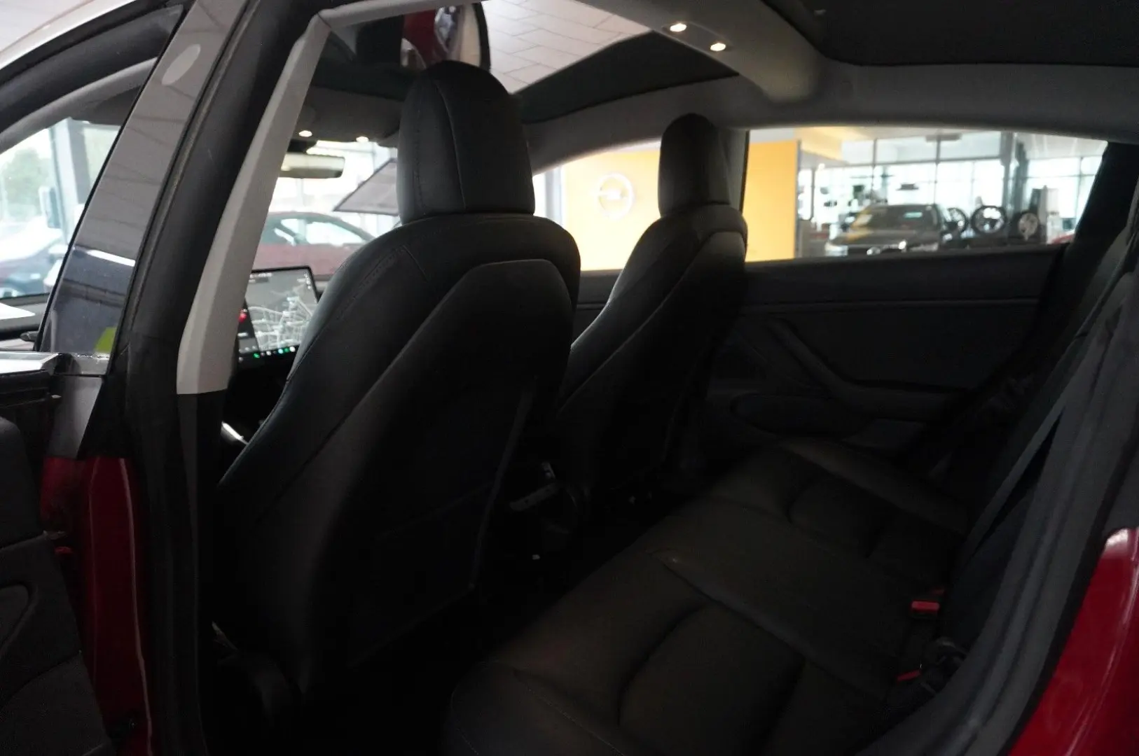 Model 3 Standard Range Plus NAVI/KAMERA/SH/PANO