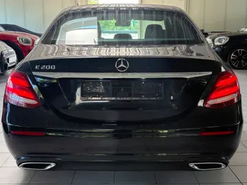 E 200 E -Klasse Lim Garantie Service Neu*