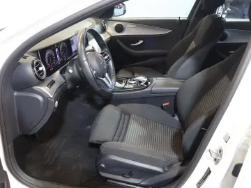 E 200 WIDE+DISTRONIC+360°+LED+AHK+NAVI+17