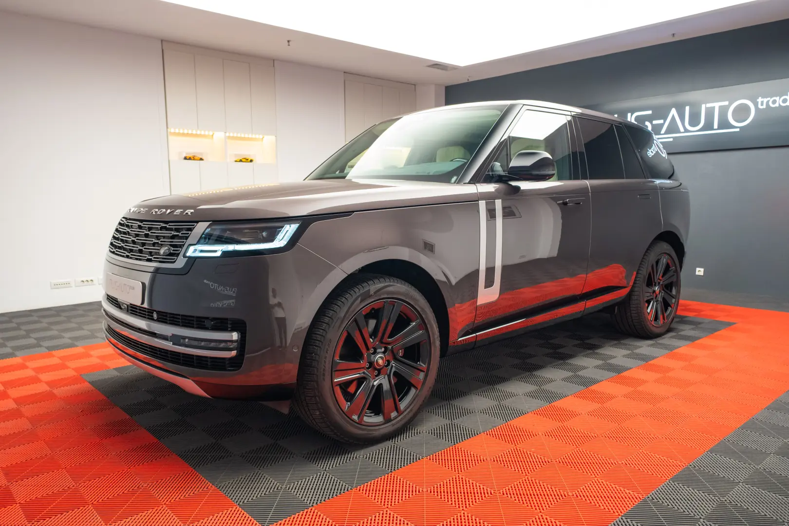 Range Rover Autobiography