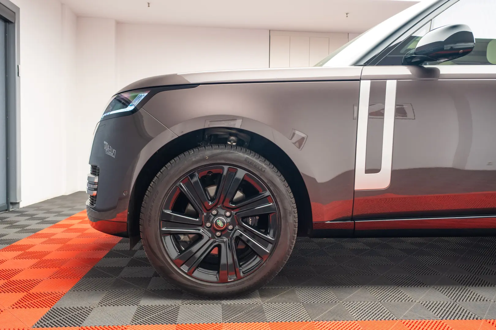 Range Rover Autobiography