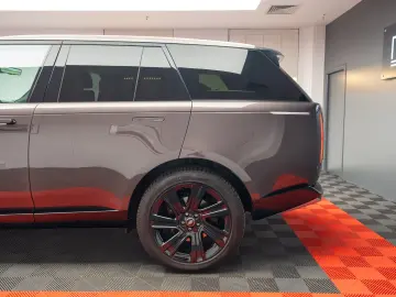 Range Rover Autobiography