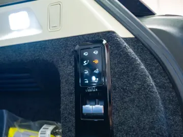 Range Rover Autobiography