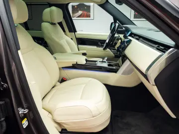 Range Rover Autobiography