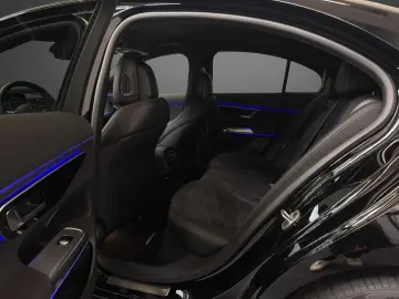 E 200 4M AMG-Advanced*NIGHT*Distronic*Lenkradh.+