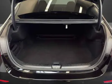 E 200 4M AMG-Advanced*NIGHT*Distronic*Lenkradh.+