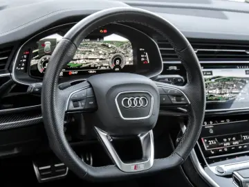 AUDI Q8 50TDI 3.0 TDI Quattro PANO MATRIX-LEASING