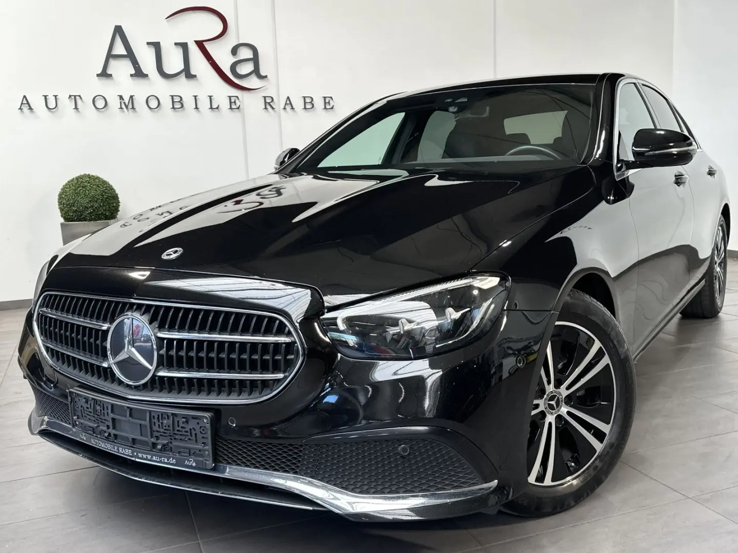 MERCEDES BENZ E220d Avantgarde NAV+WIDESCREEN+LEASING