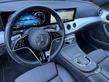 MERCEDES BENZ E220d Avantgarde NAV+WIDESCREEN+LEASING