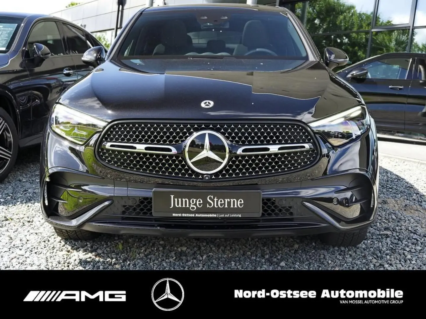 MERCEDES BENZ GLC 300 COUPÉ 4M AMG PANO LEASING