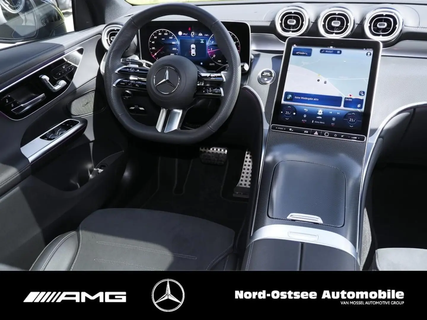 MERCEDES BENZ GLC 300 COUPÉ 4M AMG PANO LEASING