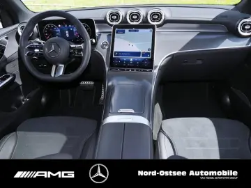 MERCEDES BENZ GLC 300 COUPÉ 4M AMG PANO LEASING