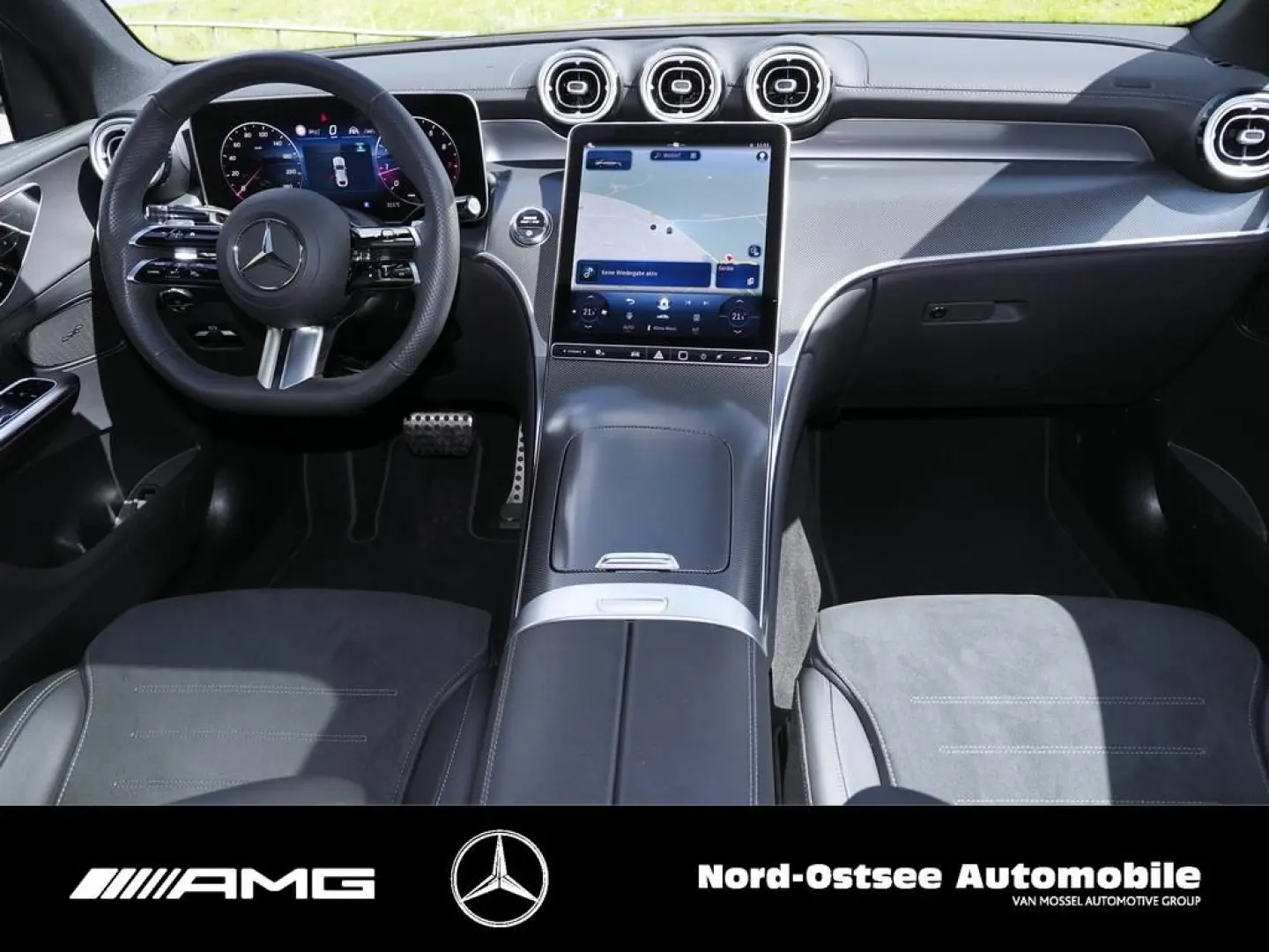 MERCEDES BENZ GLC 300 COUPÉ 4M AMG PANO LEASING