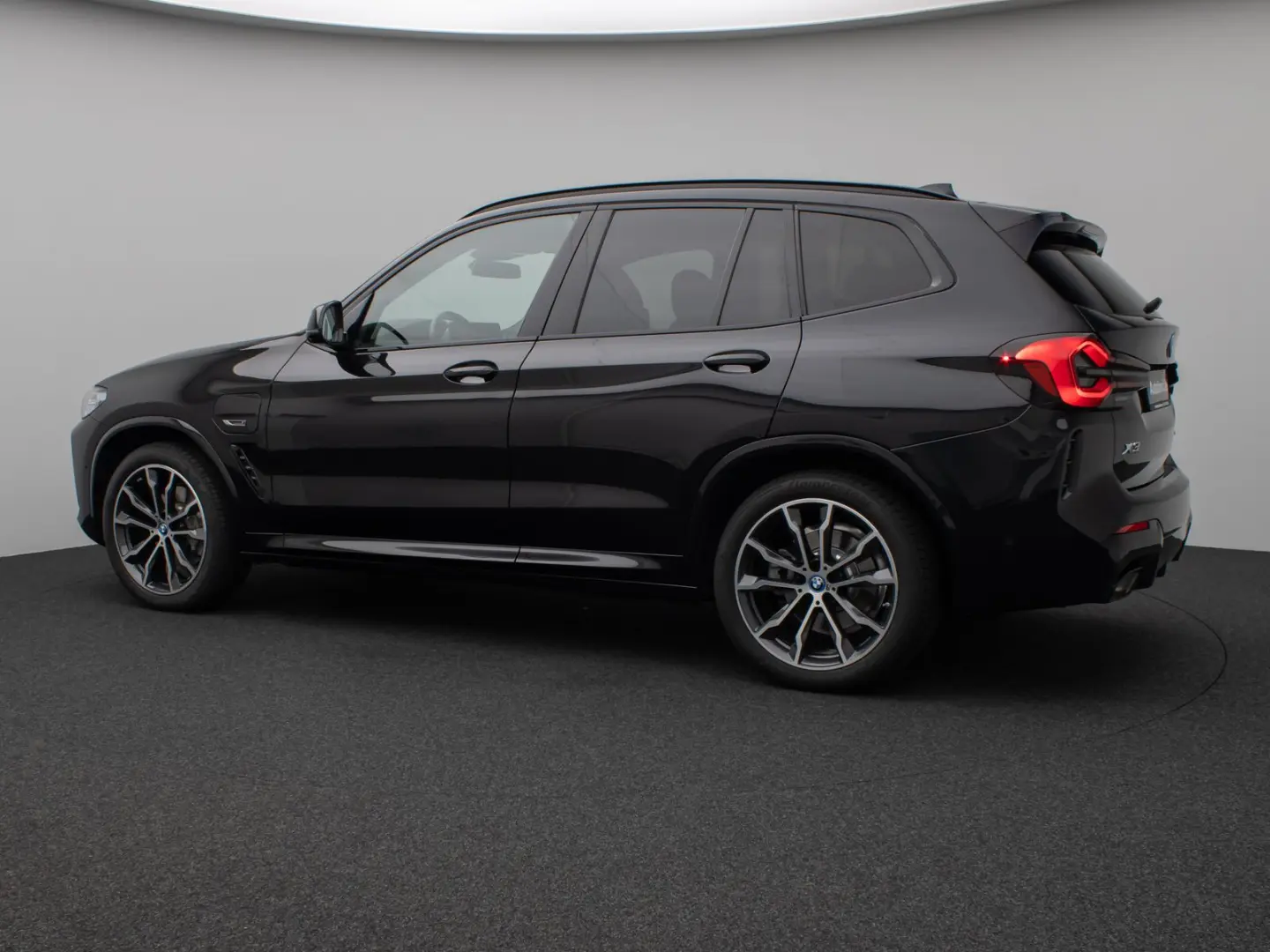 BMW X3 xD30e M Sport 360°DAB HiFi LEASING