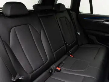 BMW X3 xD30e M Sport 360°DAB HiFi LEASING