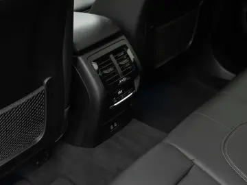 BMW X3 xD30e M Sport 360°DAB HiFi LEASING