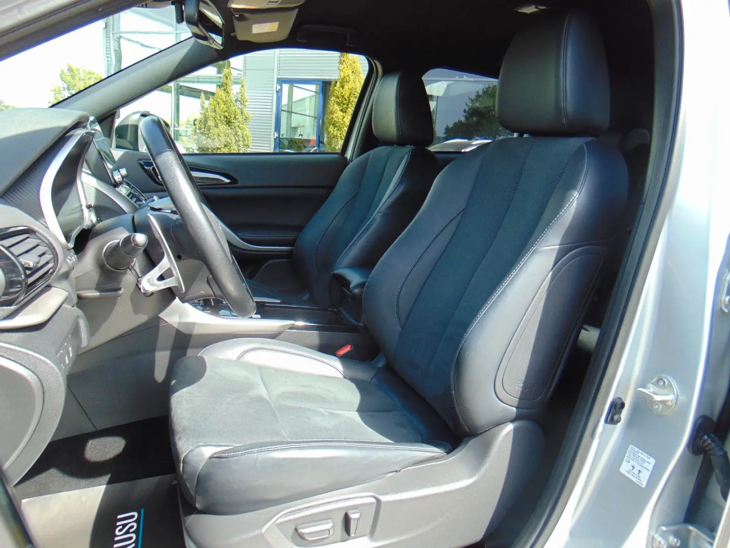MITSUBISHI Eclipse Cross Plus Black Hybrid 4WD LEASING