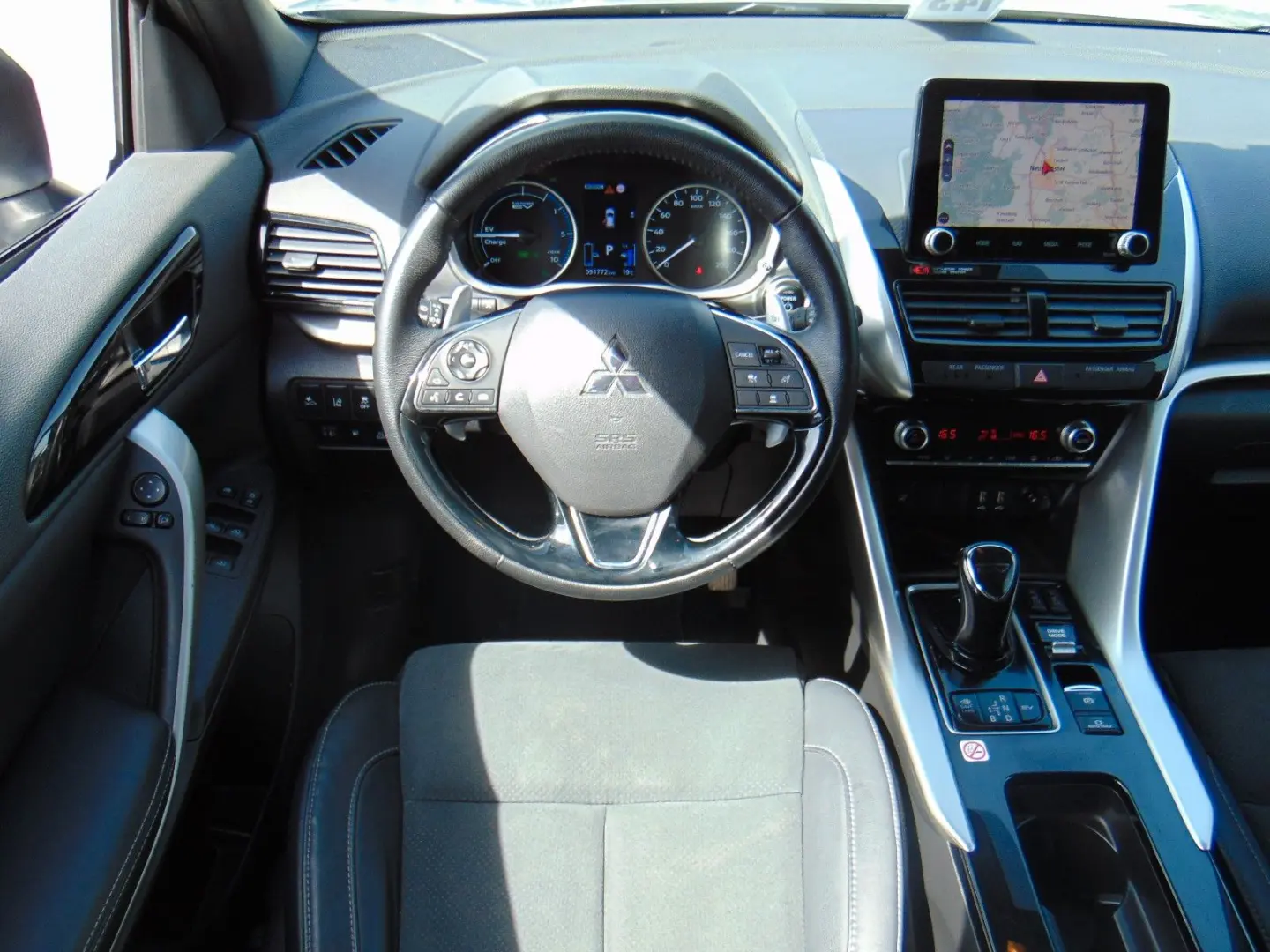 MITSUBISHI Eclipse Cross Plus Black Hybrid 4WD LEASING