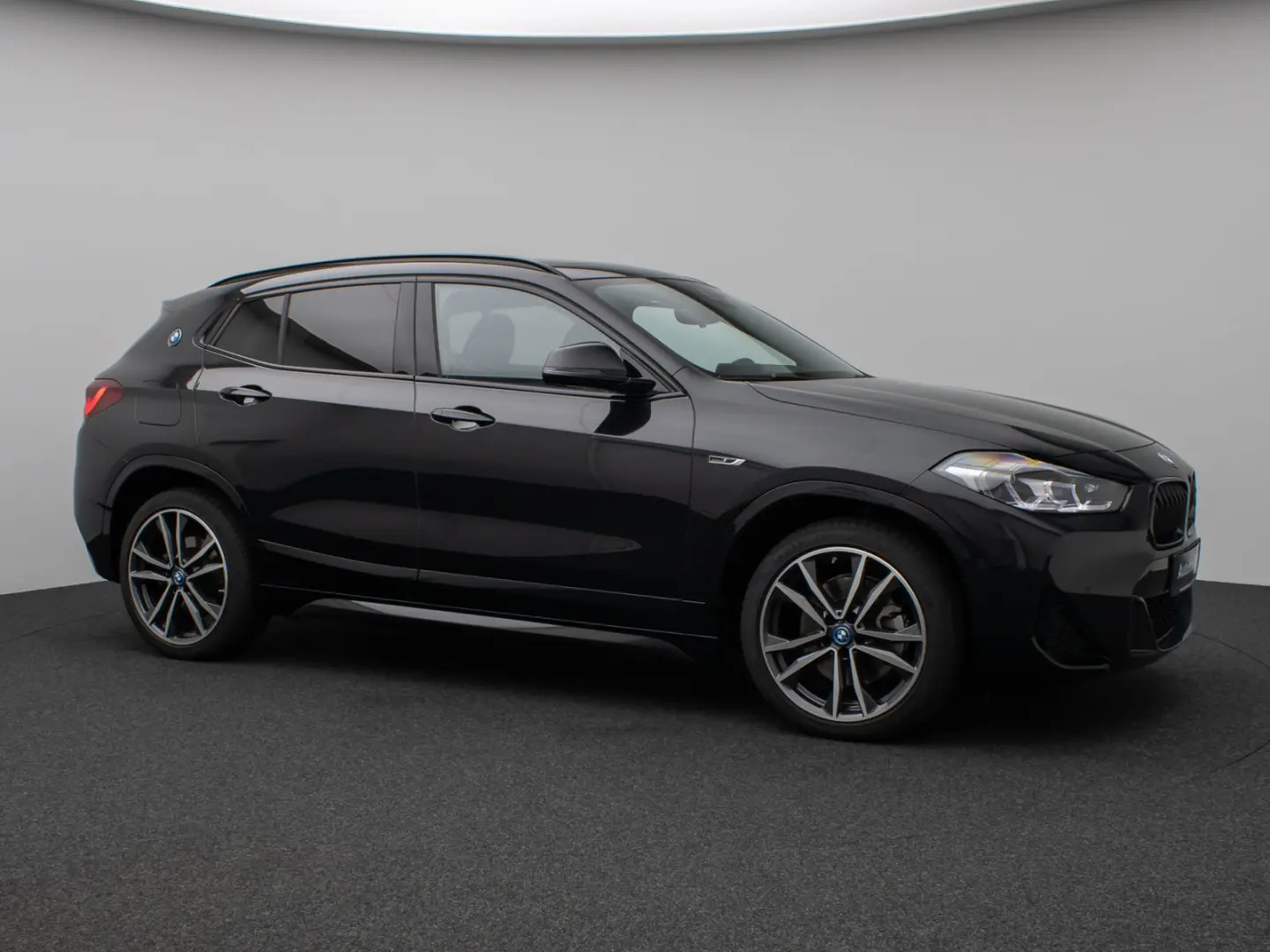 BMW X2 xD25e M Sport HUD Kamera PANO LEASING