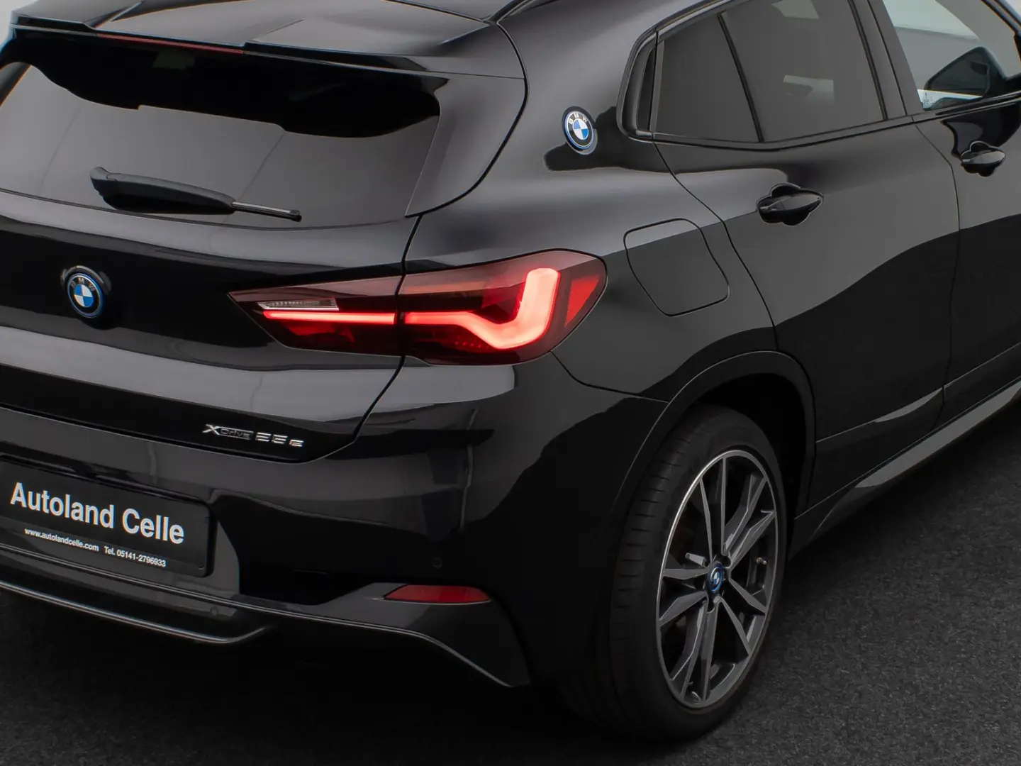 BMW X2 xD25e M Sport HUD Kamera PANO LEASING