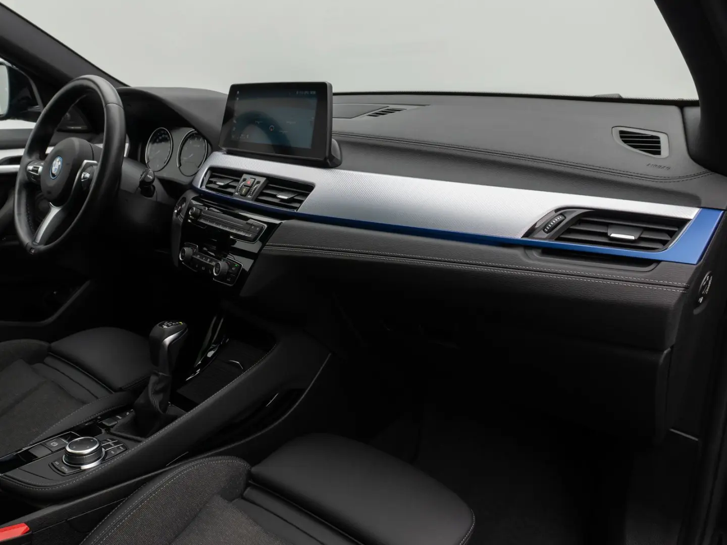 BMW X2 xD25e M Sport HUD Kamera PANO LEASING