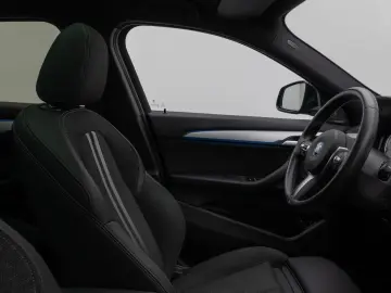 BMW X2 xD25e M Sport HUD Kamera PANO LEASING