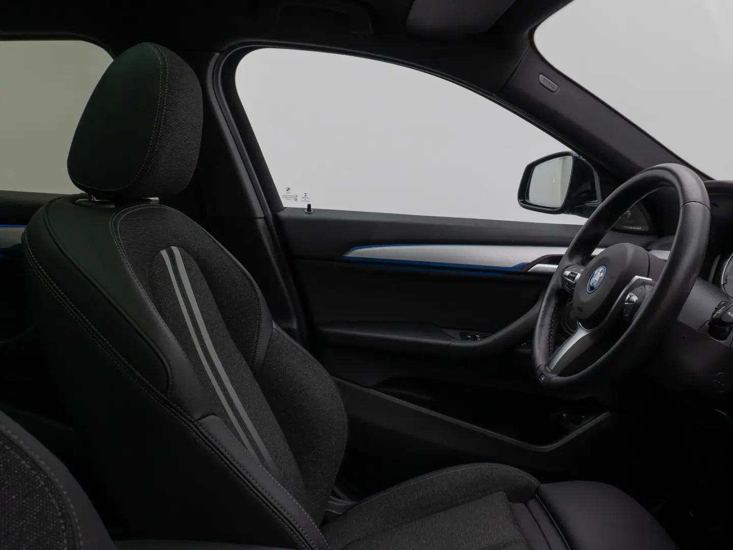 BMW X2 xD25e M Sport HUD Kamera PANO LEASING