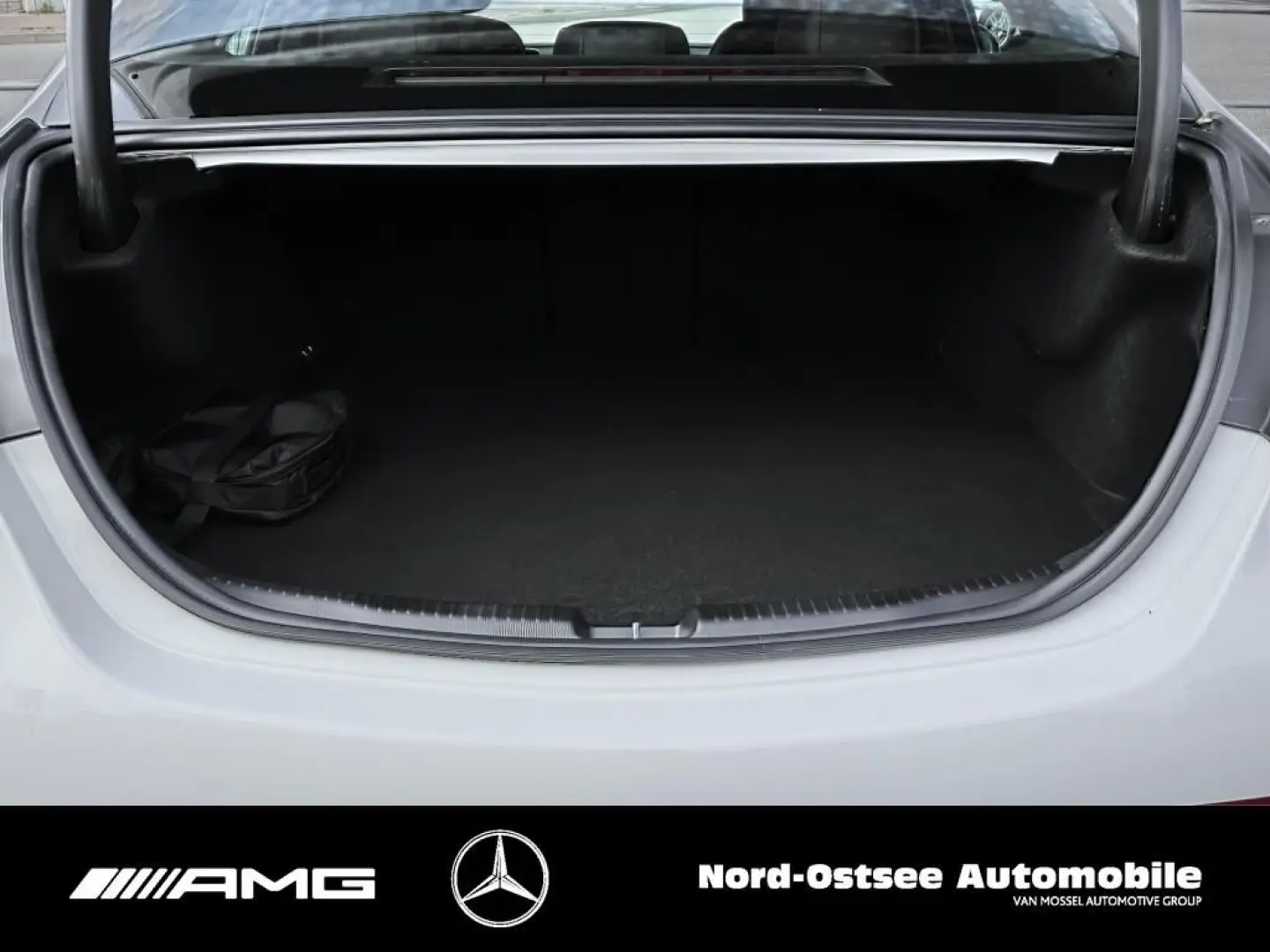 C 300 e AMG ADV.+ LED KAMERA MEMORY SITZHZG 9G