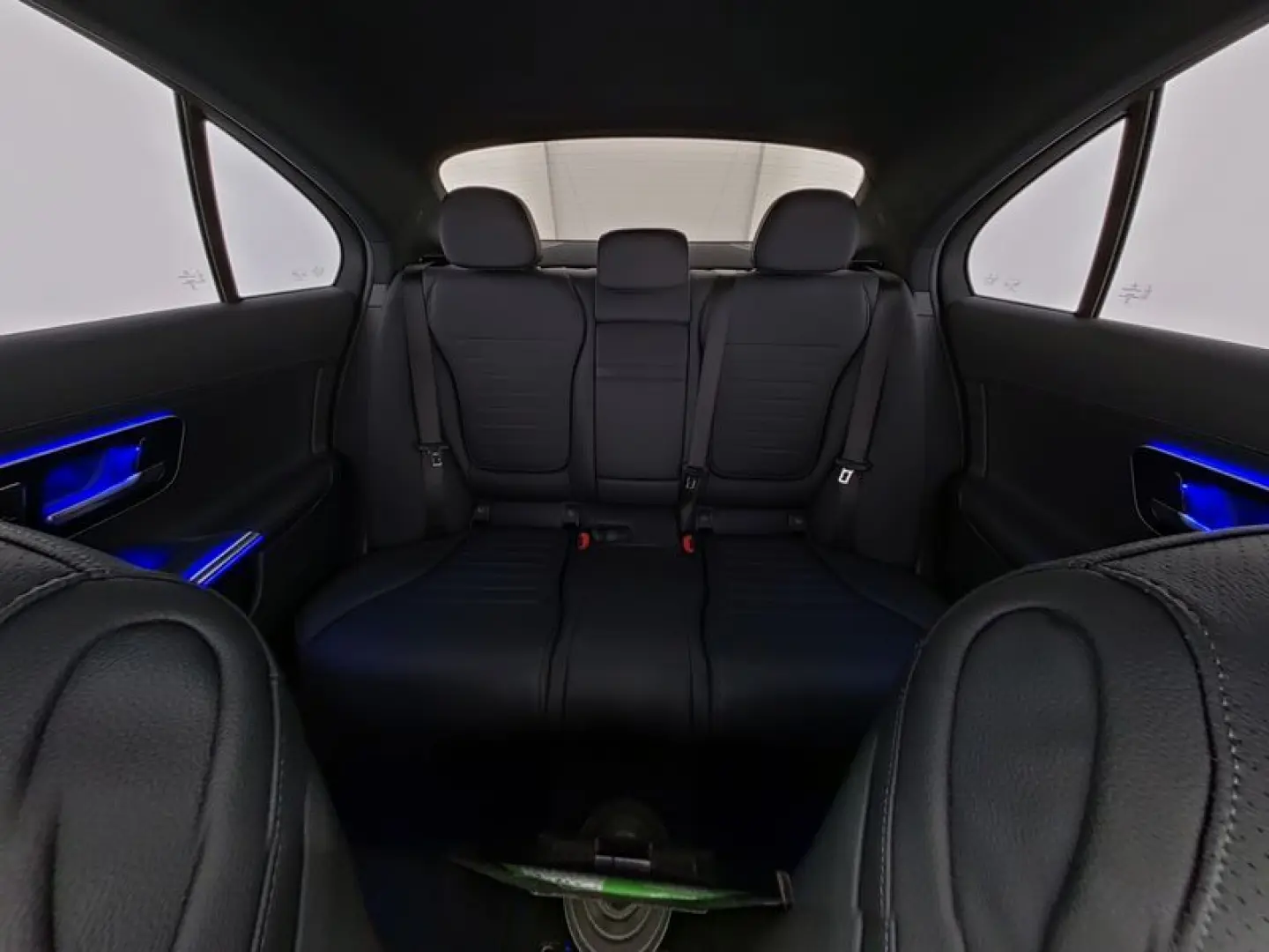 C 300 d AMG-Sport/Pano/Burm/Night/Distr/SHZ/19'