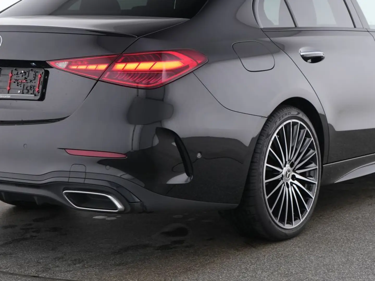 C 300 d AMG-Sport/Pano/Burm/Night/Distr/SHZ/19'