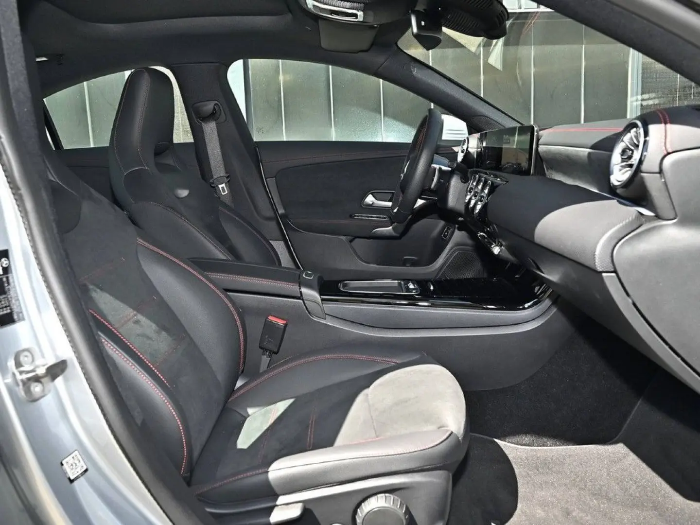 CLA 220 d Coupé AMG Sport Edition AHK Distr. LED