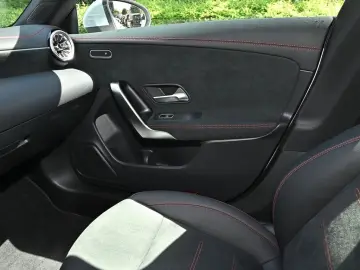 CLA 220 d Coupé AMG Sport Edition AHK Distr. LED