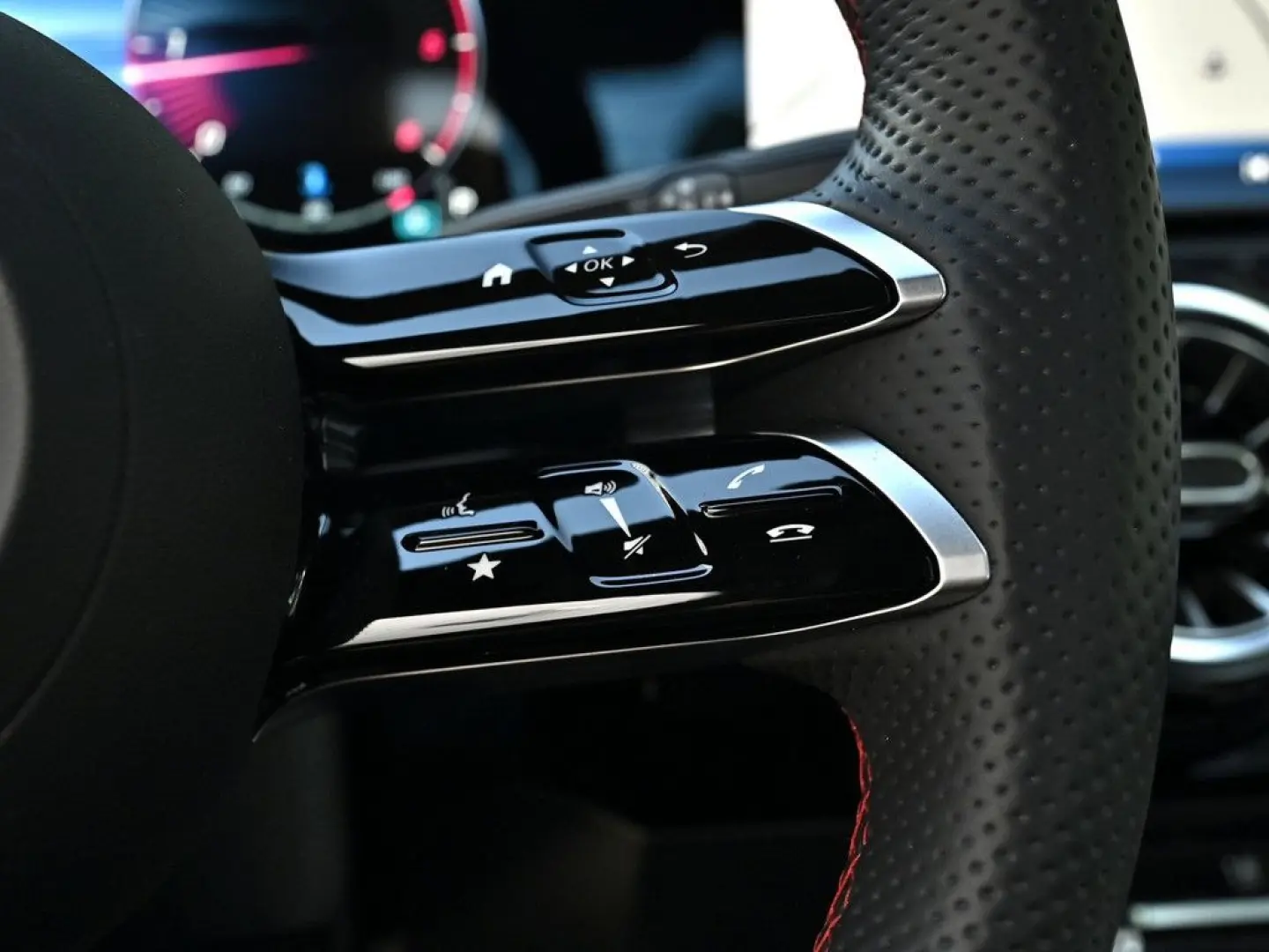 CLA 220 d Coupé AMG Sport Edition AHK Distr. LED