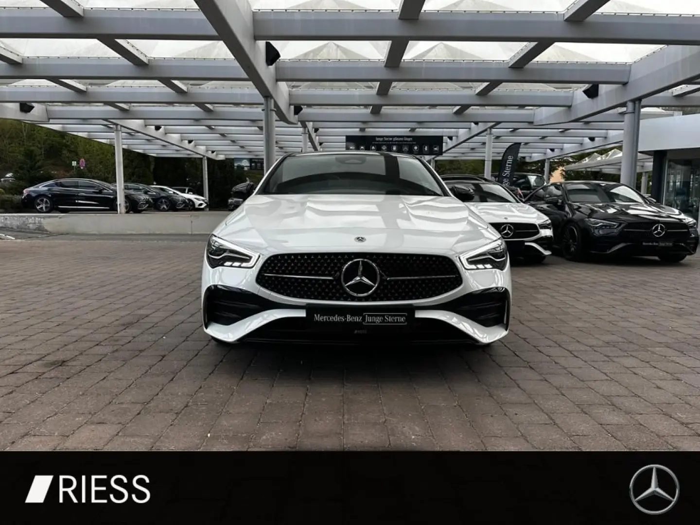 CLA 220 d Cp AMG Sport Night Distr LED Pano Kame
