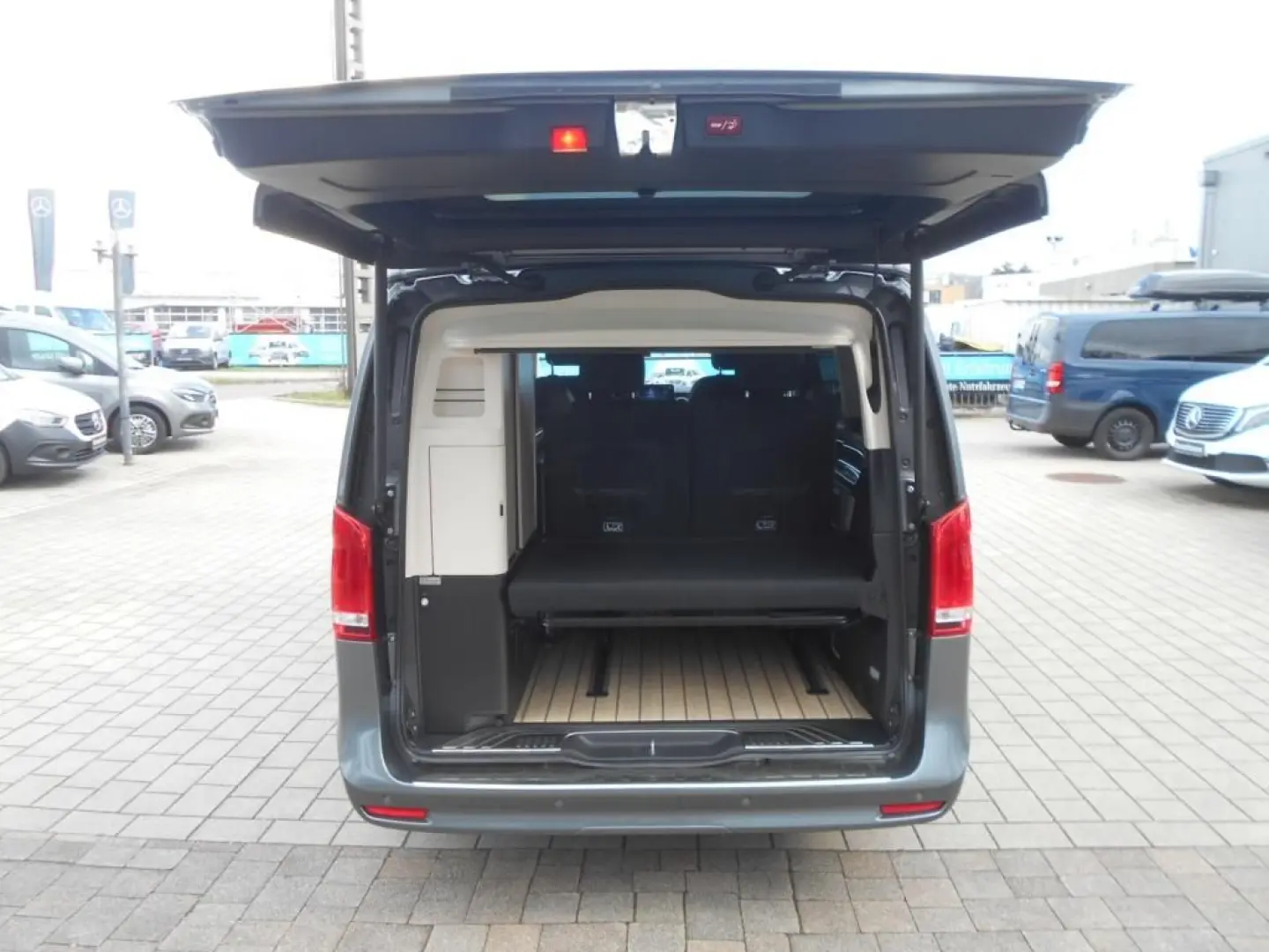 V 250 Marco Polo ArtVenture 4x4 LED Klima MBAC T