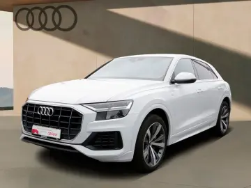 Q8 55 TFSI e S line 21  Leder Alcantara Kamera
