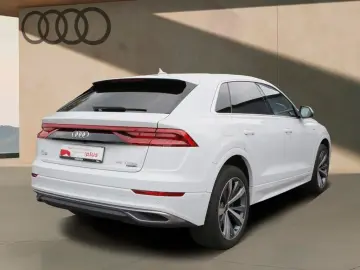 Q8 55 TFSI e S line 21