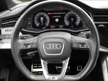 Q8 55 TFSI e S line 21