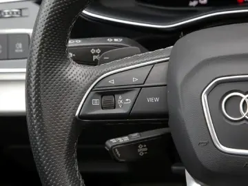 Q8 55 TFSI e S line 21