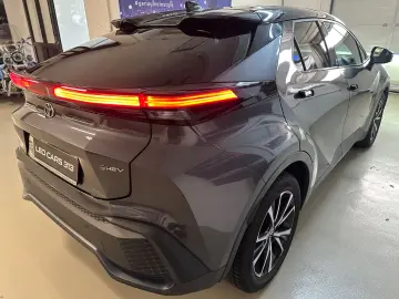 C-HR Hybrid FWD Team Deutschland